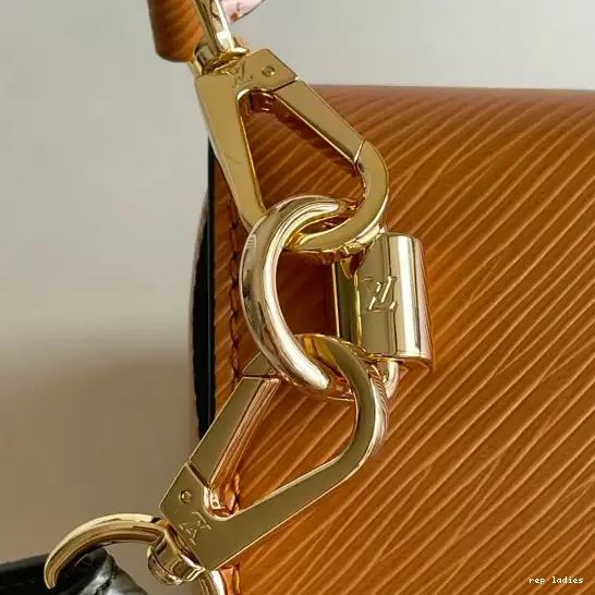 Cheap TWIST LOUIS MM VUITTON 0530